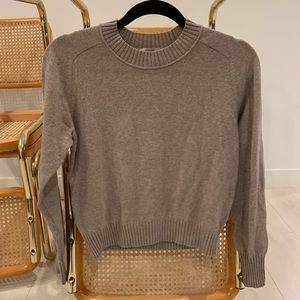 Everlane REcashmere crew neck sweater - oatmeal